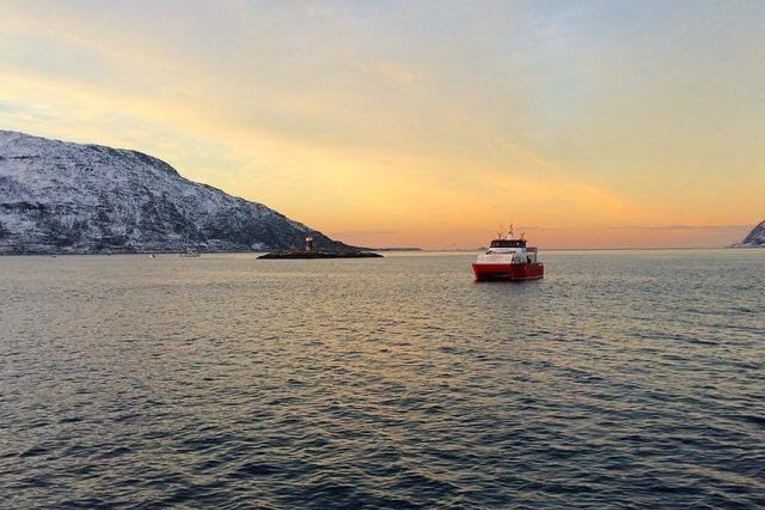 Blue Light Cruise around the Isle of Tromsø