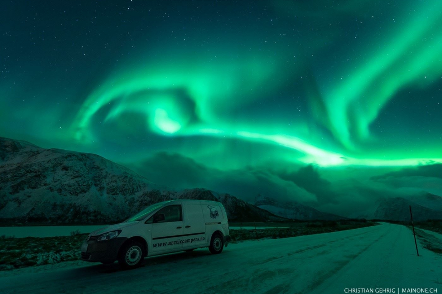 Chasing the Northern Lights with Arctic Campers