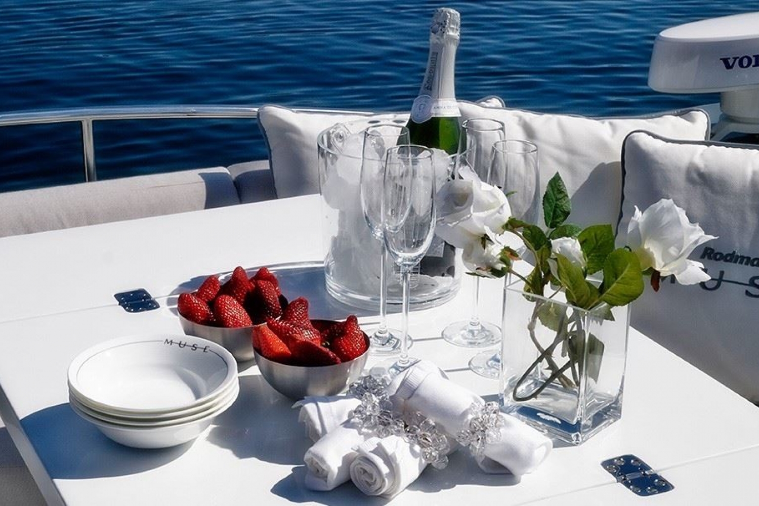 VIP Cruise med vår luksus yacht Arctic Queen