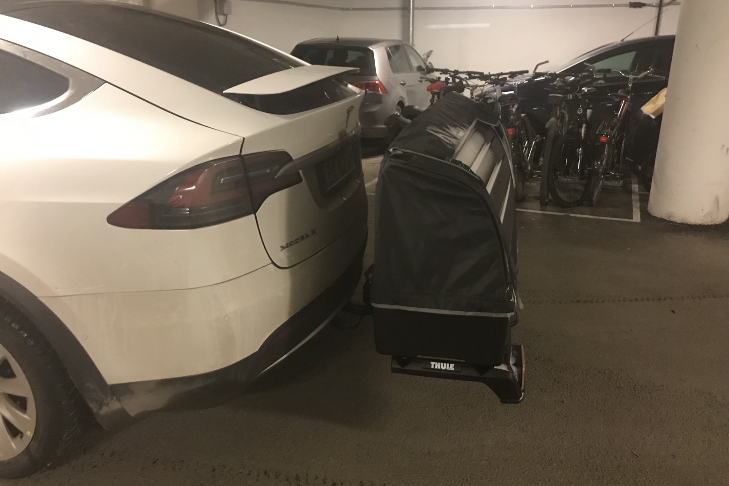 Tre timers City Sightseing fra Tromsø med vår eco-vennlige Tesla Model X