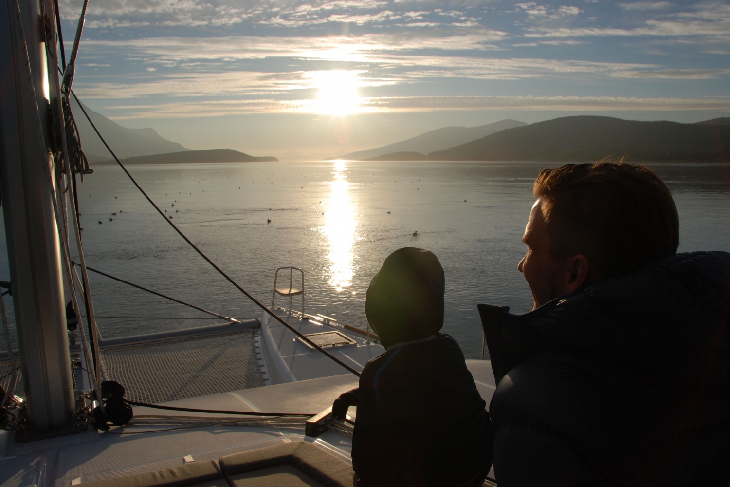 Et vakkert arktisk Fjord Cruise – Seiltur i Tromsø skjærgård