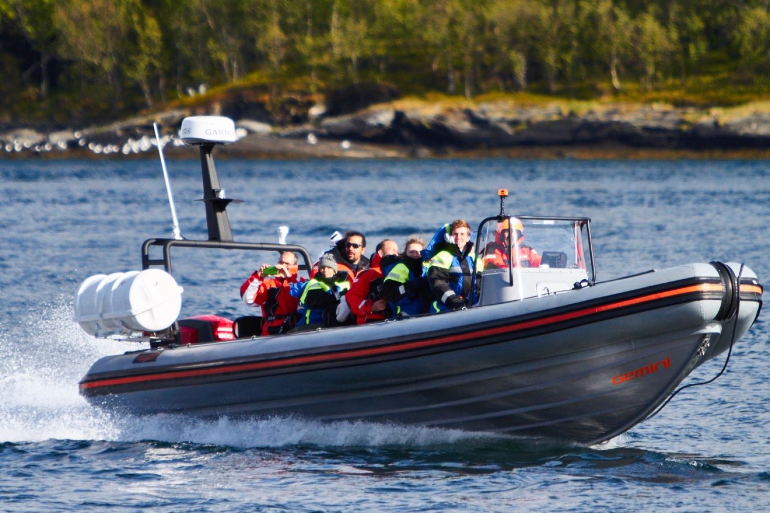 Crystal Lavvo and Fjord Safari med RIB-båt