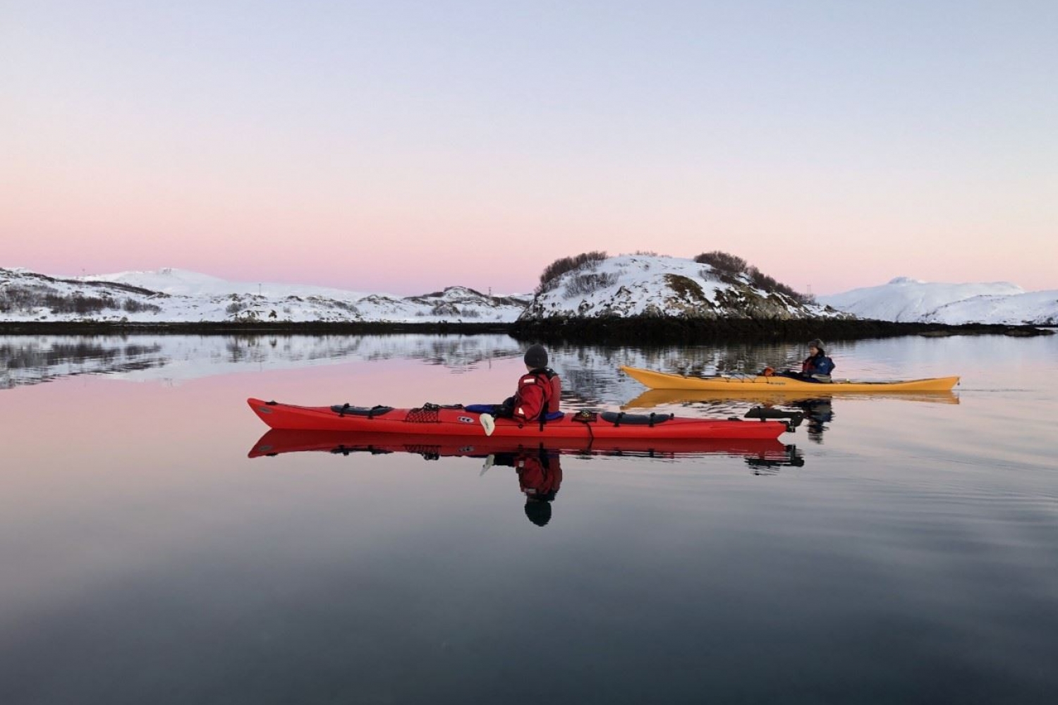 Private three days Arctic Camp with kayaking, skiing and snowshoeing - all inclusive