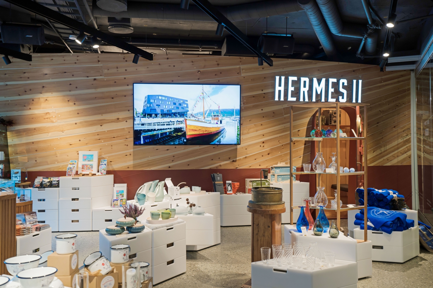 Hermes 2 design butikk i Kystens hus