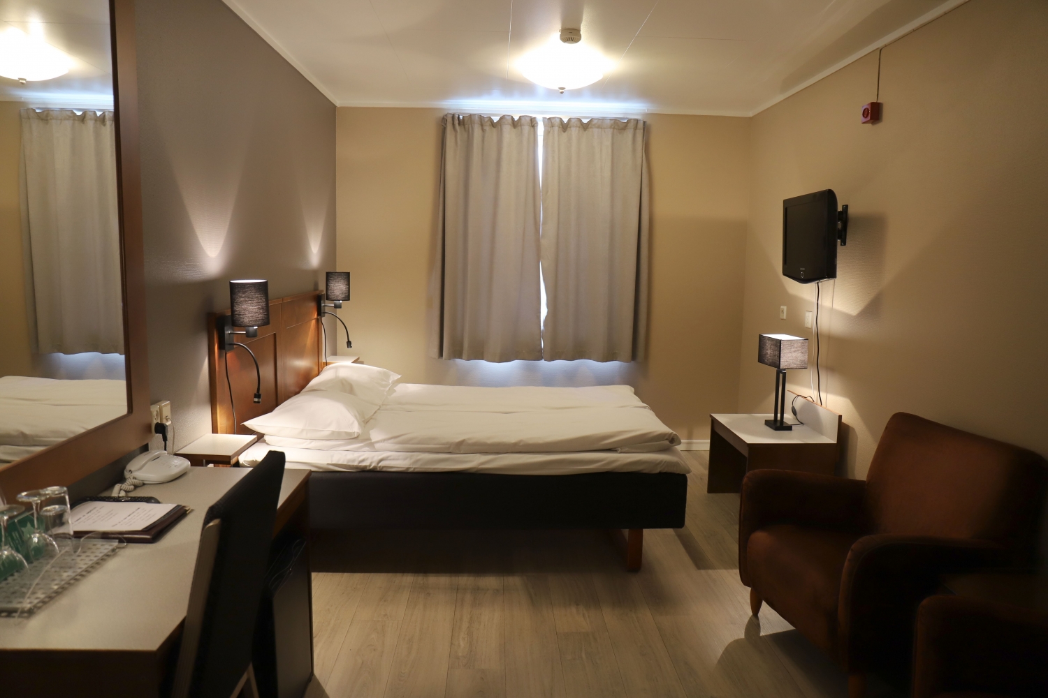 Double room at Finnsnes Hotell