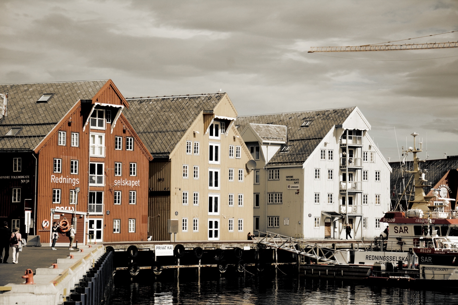The harbour Bangsundbrygga i the northern part of Tromsø city centre