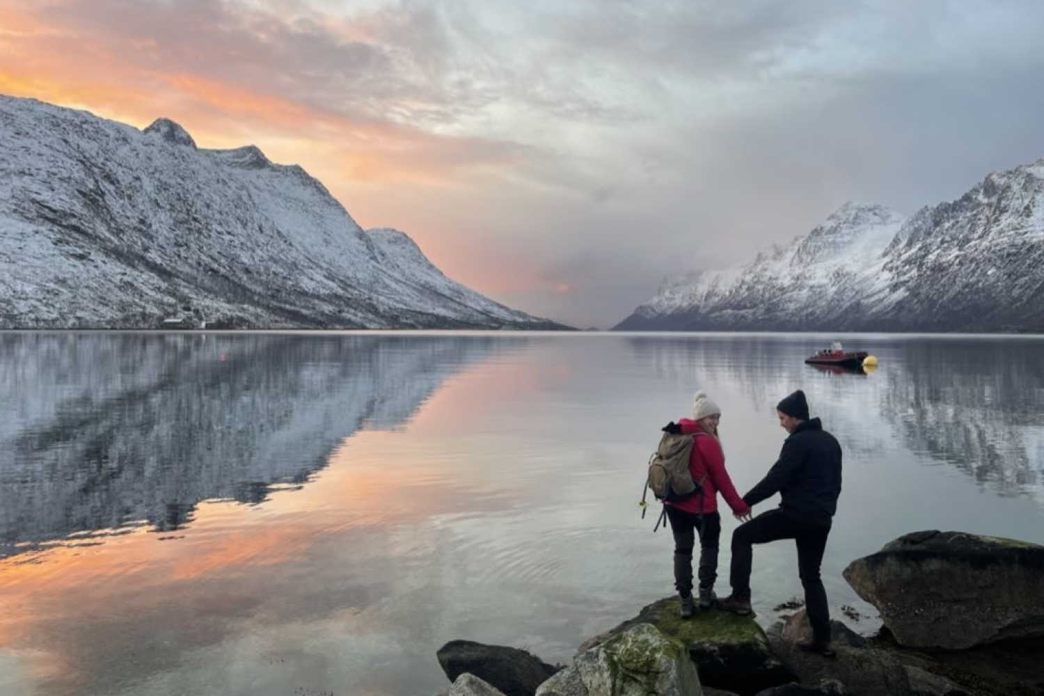 Eksklusiv Fjordtur - Luksusbåt - VIP minivan og koselig kafé besøk