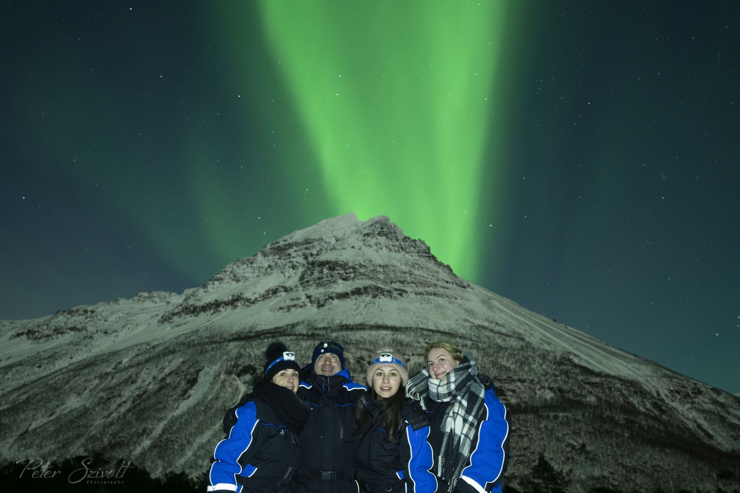 Guests and northern lights